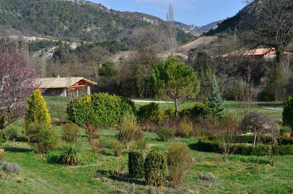 Hameau D'Hotes La Roseraie-Drome Condorcet Exteriér fotografie
